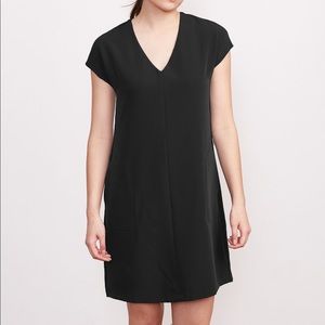 Brass black “the essential dress”